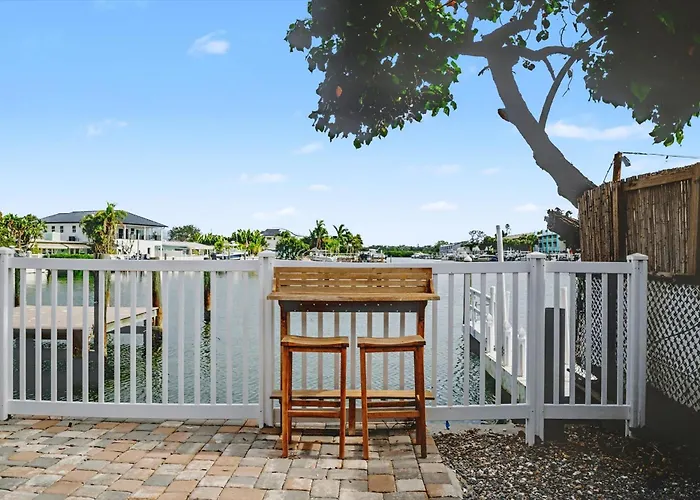 Watefront King Boat Dock & Pets Ok Walk 2 Clearwater Beach